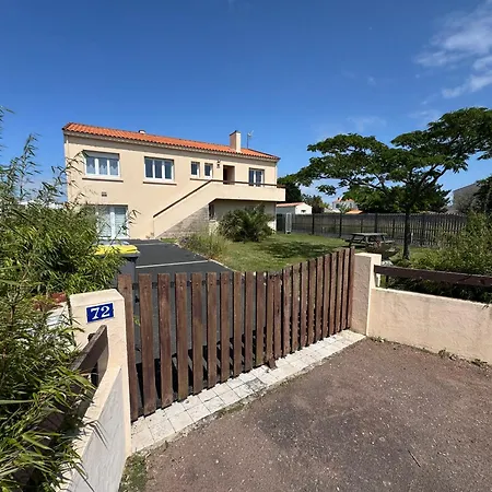 Dom wakacyjny 6 Couchages, 3 , Jardin , Parking , Fibre , Proche Port Et Commerces